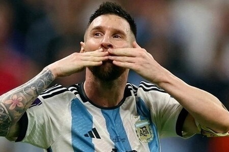 Messi nhận thêm vinh dự đáng tự hào trong sự nghiệp