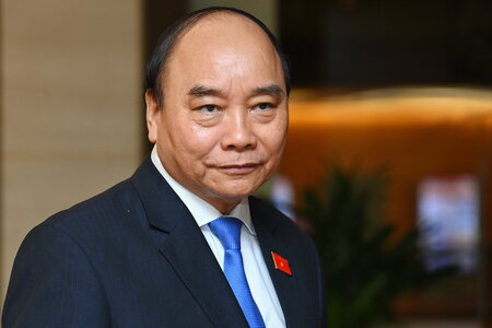 Ông Nguyễn Xuân Phúc thôi chức Chủ tịch nước