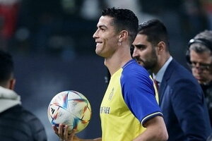 CLB Juventus vẫn còn nợ lương C.Ronaldo