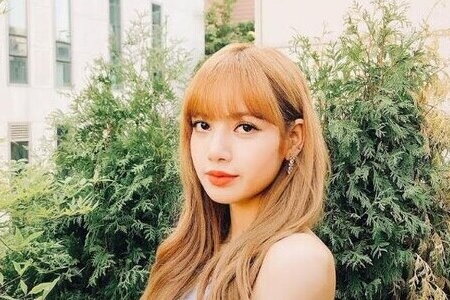 Lisa (BLACKPINK) lập 3 kỷ lục Guinness thế giới