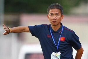 HLV Hoàng Anh Tuấn hy vọng bóng đá Việt Nam có nhiều nhân tố mới
