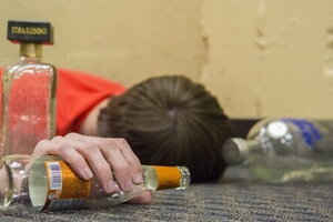 Tăng cường giám sát, truy xuất tận cùng nguồn gốc sản phẩm rượu gây ngộ độc