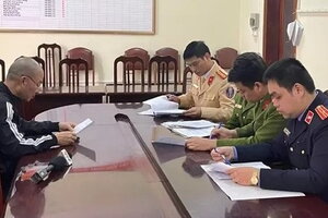 Khởi tố tài xế vi phạm nồng độ cồn, vật ngã CSGT dẫn đến tổn thương phải nhập viện