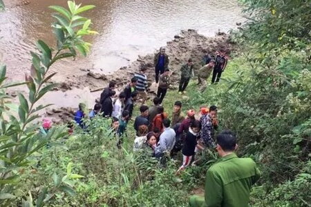 Sở GDĐT Hà Nội yêu cầu báo cáo vụ việc nam sinh lớp 11 Hà Nội tử vong khi đi ngoại khóa ở Hòa Bình