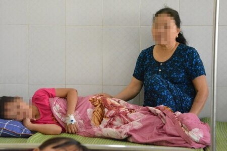 Vụ 31 học sinh ngộ độc ở Đắk Lắk: Đã xác định được nhóm người lạ tặng bóng bay
