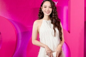 Minh Hằng khuyên chị em phụ nữ điều 'đặc biệt' nếu sinh con muộn