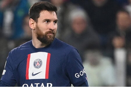 Messi ra 2 điều kiện để ở lại PSG