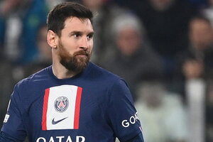 Messi ra 2 điều kiện để ở lại PSG