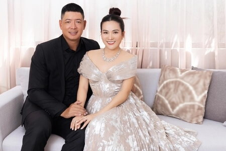 Bất ngờ trước nhan sắc 'lão hóa ngược' của vợ siêu mẫu Bình Minh sau 15 năm kết hôn