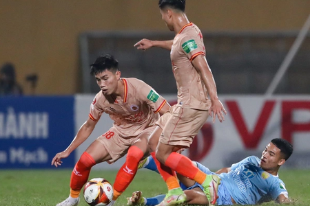 V-League 2023: Công an Hà Nội 'đè bẹp' Nam Định với tỷ số 4-0