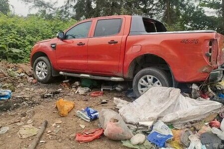 Thông tin mới vụ mang Ford Ranger đi rửa hôm sau thấy vứt ở bãi rác