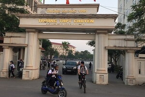 Vụ nữ sinh trường chuyên ở Nghệ An tự tử: Một số học sinh nhận tin nhắn đe dọa