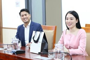 Huỷ đám cưới tại TP.HCM, Linh Rin - Phillip Nguyễn tặng 1,5 tỷ đồng vào quỹ Vì người nghèo 