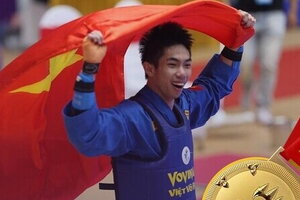 Sốt gần 40 độ, võ sĩ Việt Nam vẫn xuất sắc giành HCV SEA Games