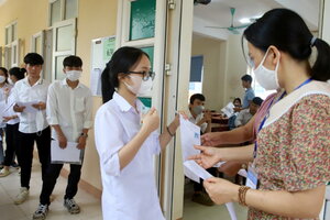 Sửa phiếu đăng ký dự thi tốt nghiệp THPT 2023 ra sao, bị nghẽn mạng nên làm gì?