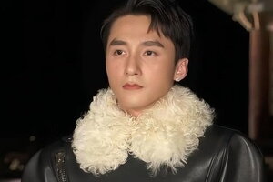 Sơn Tùng MTP diện đồ không thấy cổ, fans chấm 'âm điểm' vì lạc quẻ, mất cân đối 