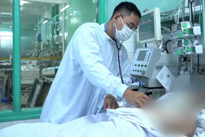 Người đàn ông ngộ độc botulinum ở TP.HCM tử vong sau hơn 10 ngày chờ thuốc giải