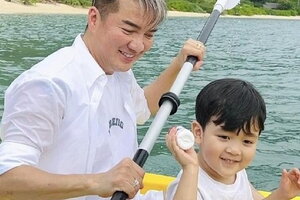 Đúng 1/6, Đàm Vĩnh Hưng nhận nuôi 100 em nhỏ mất bố mẹ vì Covid-19