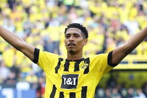 Belingham trở thành cầu thủ Anh đắt giá nhất lịch sử khi gia nhập Real Madrid