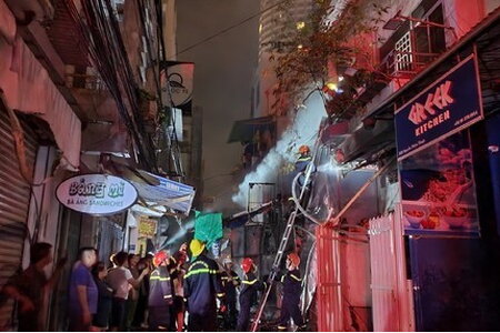 Cháy nhà lúc nửa đêm, 3 ông cháu ở Khánh Hòa chết thương tâm