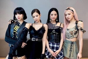 BTC concert BLACKPINK tại Việt Nam xin lỗi về bản đồ 'đường lưỡi bò'