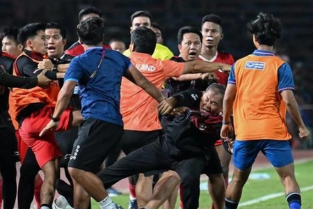 Vụ ẩu đả ở chung kết SEA Games 32: Cầu thủ Thái Lan, Indonesia bị phạt nặng