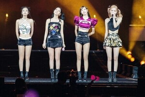 Vượt BTS, BLACKPINK lập kỉ lục chưa từng có trong lịch sử