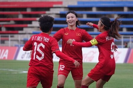 Cầu thủ nữ Việt Nam rộng đường xuất ngoại sau World Cup