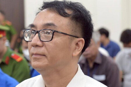 Cựu Cục phó Quản lý thị trường Trần Hùng lĩnh 9 năm tù vì nhận hối lộ