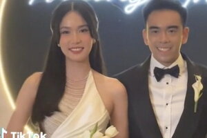 Đám cưới Á hậu Phương Anh: Hoa hậu Thùy Tiên, Tiểu Vy khoe giọng hát