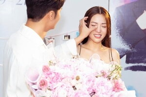 Màn cầu hôn '800 triệu' của Gin Tuấn Kiệt - Puka được hé lộ