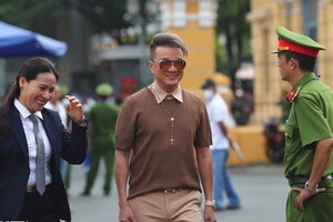 Đàm Vĩnh Hưng nói gì sau kết quả phiên toà xét xử bà Nguyễn Phương Hằng?