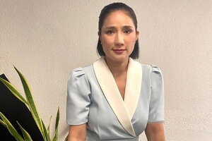 MC Cát Tường bật khóc, xin lỗi khán giả sau lùm xùm quảng cáo sai sự thật