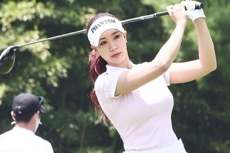 Golf thủ nóng bỏng người Hàn Quốc gây sốt tại ASIAD 2023