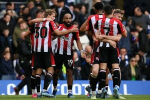 Hạ Chelsea 2-0, Brentford làm được điều chưa từng có trong lịch sử Premier League