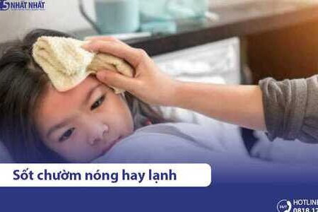 Bị sốt cao nên chườm nóng hay lạnh? Cách chườm ấm hạ sốt nhanh