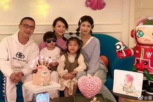 Hé lộ lý do Chương Tử Di ly hôn Uông Phong