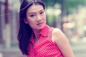 Bà bầu sân khấu sợ kết hôn, không muốn làm mẹ đơn thân vừa được phong tặng Nghệ sĩ Nhân dân