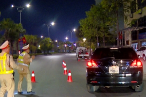 Bắt giữ tài xế bỏ chạy khi qua chốt kiểm tra nồng độ cồn, gây tai nạn