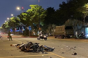 Xe máy tông trực diện mô tô phân khối lớn, 2 người tử vong