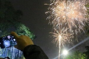 Những điểm bắn pháo hoa đêm giao thừa tại TP.HCM và Hà Nội