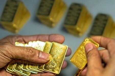 Giá vàng hôm nay 5/2: Giá vàng thế giới giảm, trong nước giữ nguyên