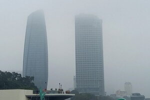 TP.Đà Nẵng bất ngờ chìm trong sương mù dày đặc