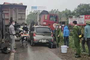 Xe đầu kéo gây tai nạn liên hoàn, 2 người thương vong