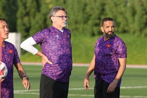 HLV Troussier không dẫn dắt U23 Việt Nam đấu U23 Tajikistan