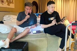 Đàm Vĩnh Hưng nói gì về thông tin chi 20 tỷ đồng chữa trị chân ở Mỹ?