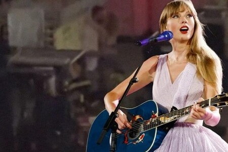 Kết thúc đêm diễn thứ 5 của The Eras Tour, Taylor Swift 'khóa môi' bạn trai cực ngọt ngào 