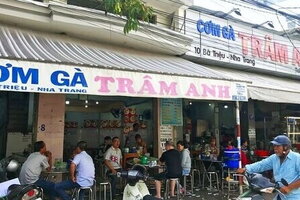 Vụ hơn 300 người nghi ngộ độc sau khi ăn cơm gà ở Nha Trang: Chủ quán nói gì?