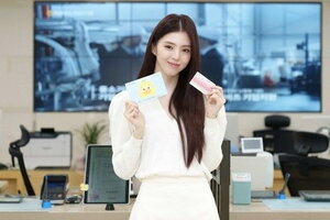 Han So Hee bị 2 thương hiệu lớn quay lưng sau scandal tình ái