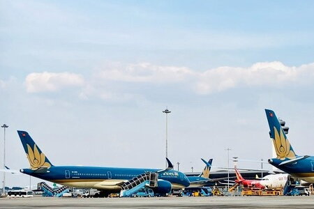 Cục Hàng không Việt Nam yêu cầu các hãng bay tuân thủ tỷ lệ sử dụng đúng slot trong dịp hè